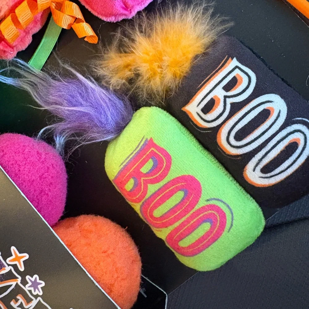 Cat Toys! Black Cauldron Pal - 6 contain catnip. New!